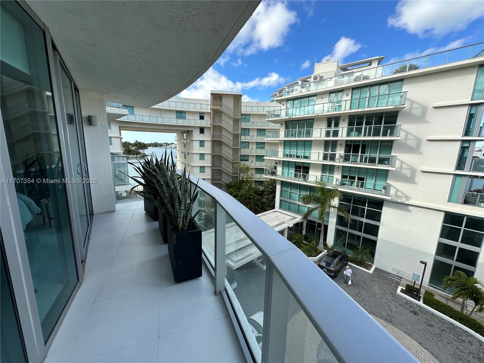AMD PL OF 2ND OCEAN FRONT - Residential Lease