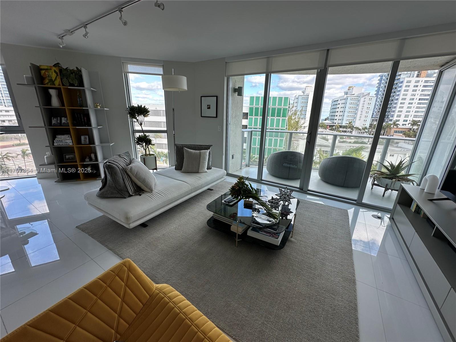 AMD PL OF 2ND OCEAN FRONT - Residential Lease