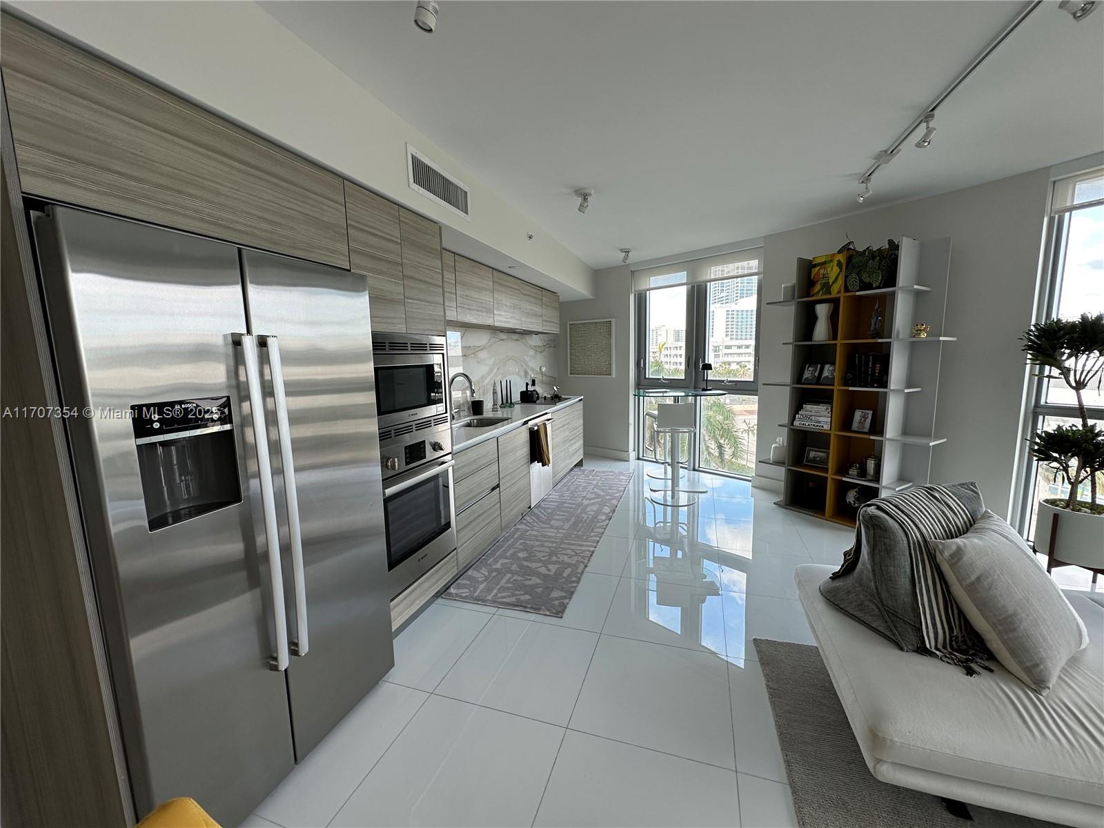 AMD PL OF 2ND OCEAN FRONT - Residential Lease