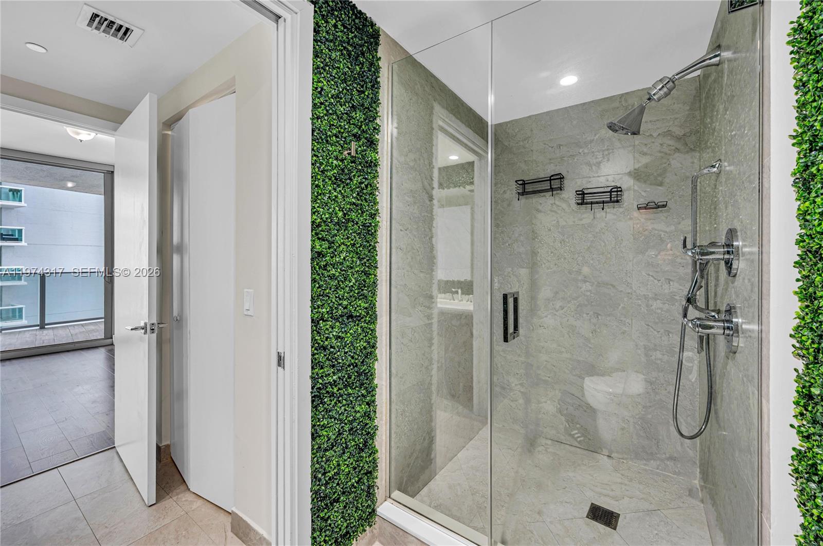 ARIA ON THE BAY CONDO - Residential Lease