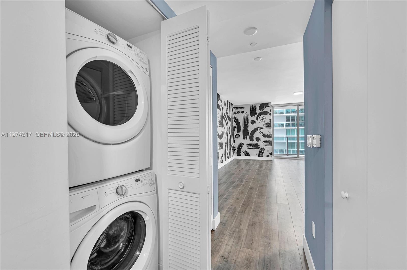 ARIA ON THE BAY CONDO - Residential Lease