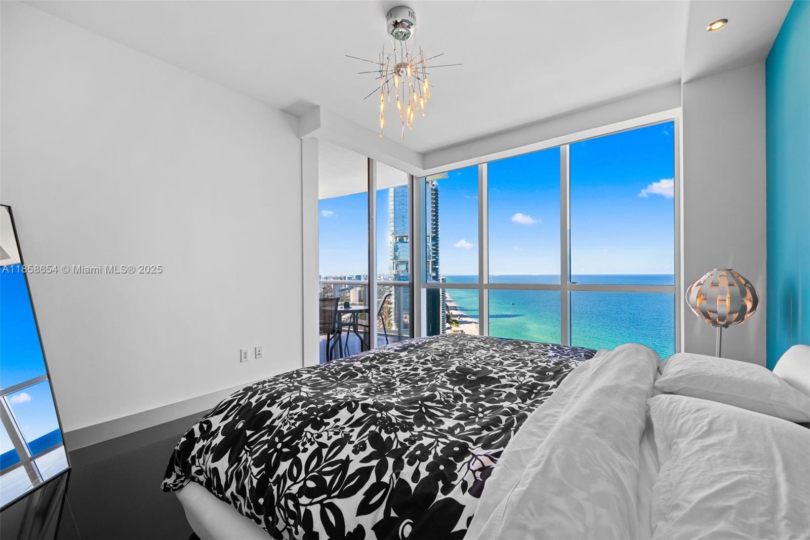 TRUMP ROYALE CONDO - Residential Lease