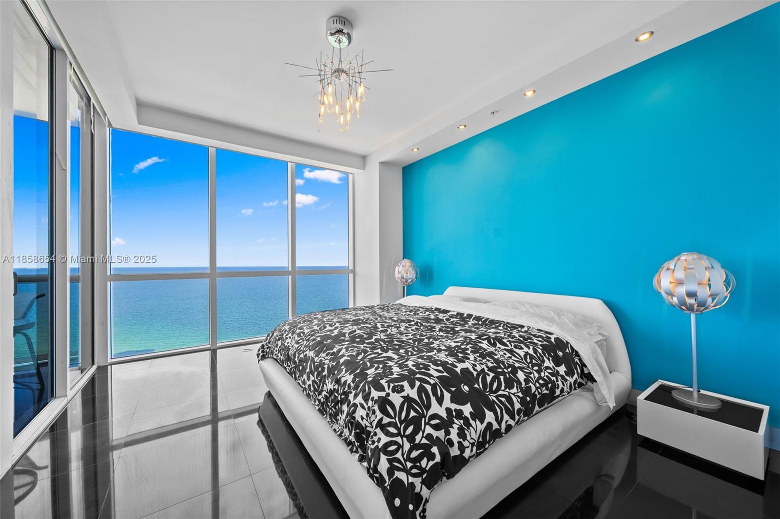 TRUMP ROYALE CONDO - Residential Lease