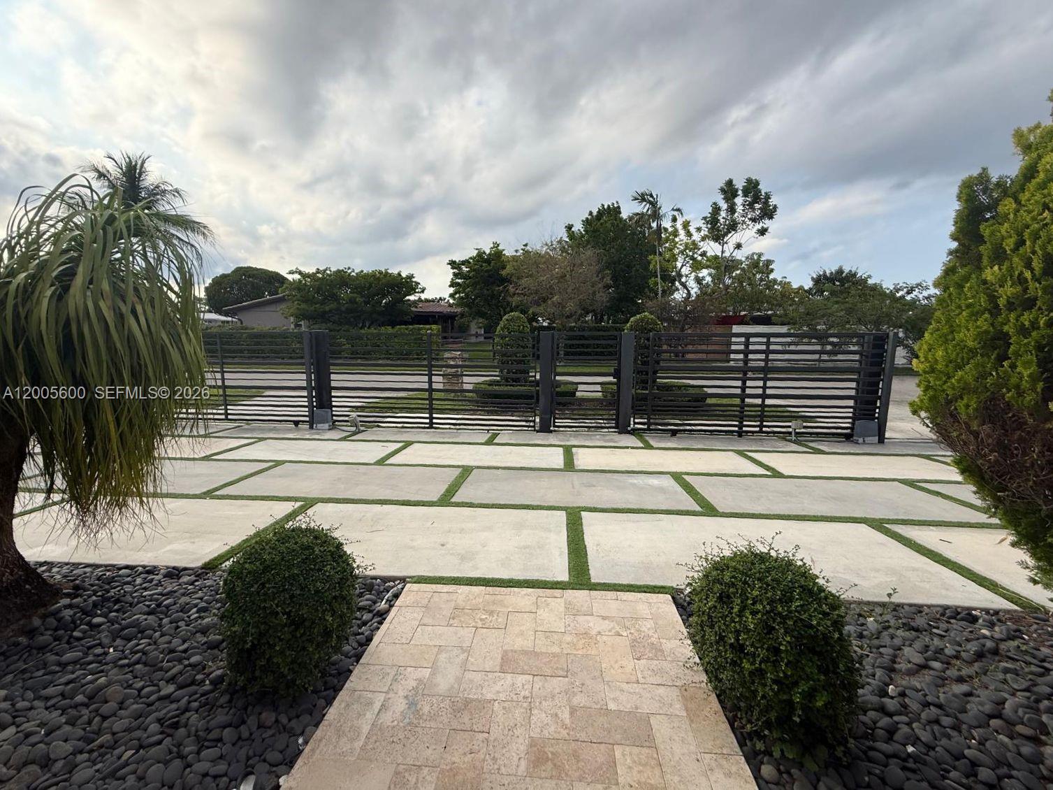 13412 SW 68th Ter 0