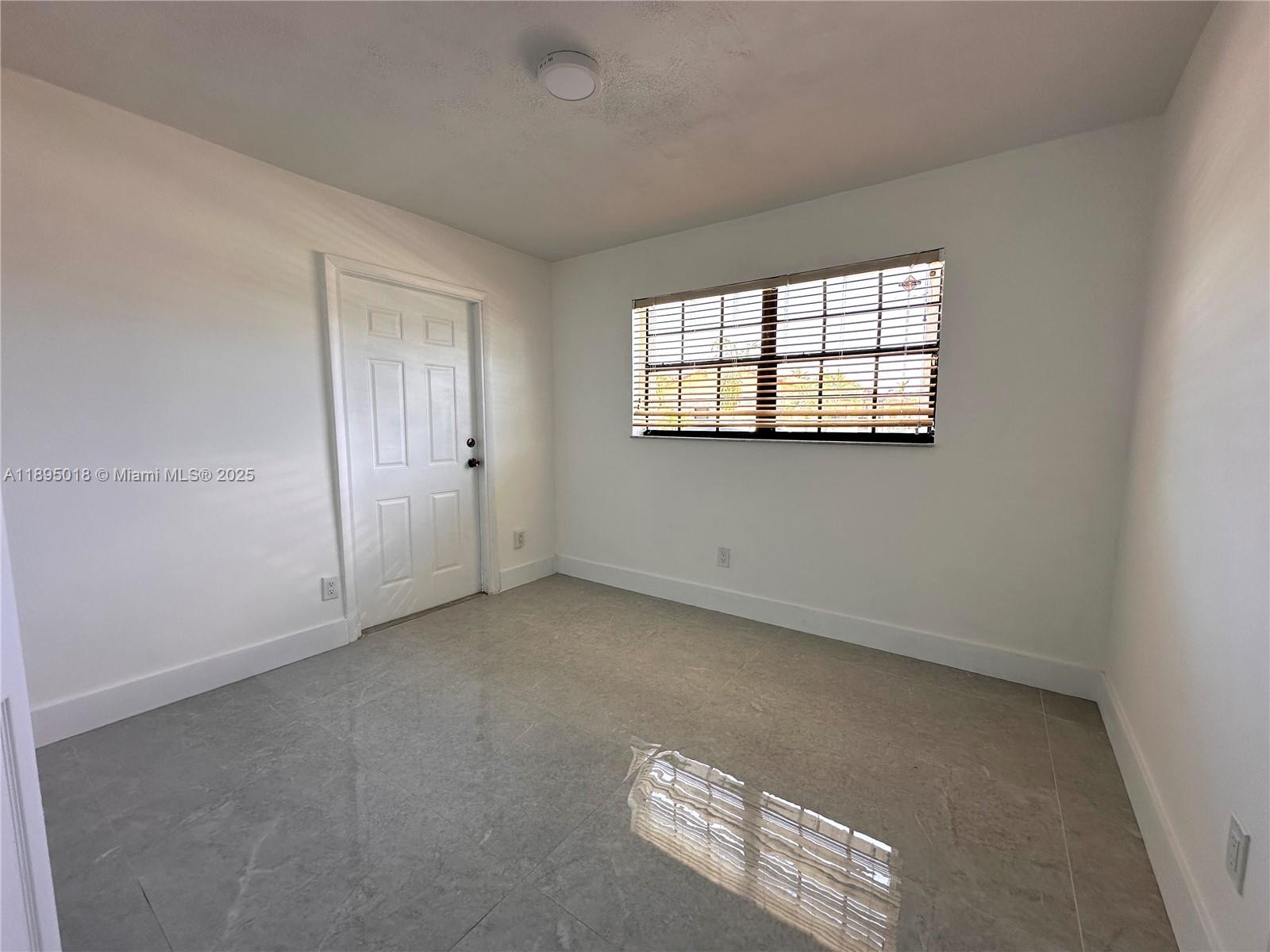KENMORE VILLAS - Residential
