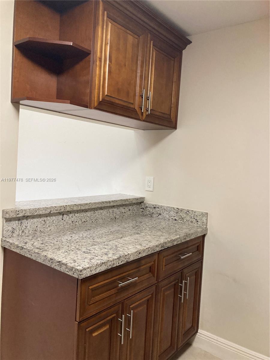 MAHOGANY KEY II CONDO - Residential Lease