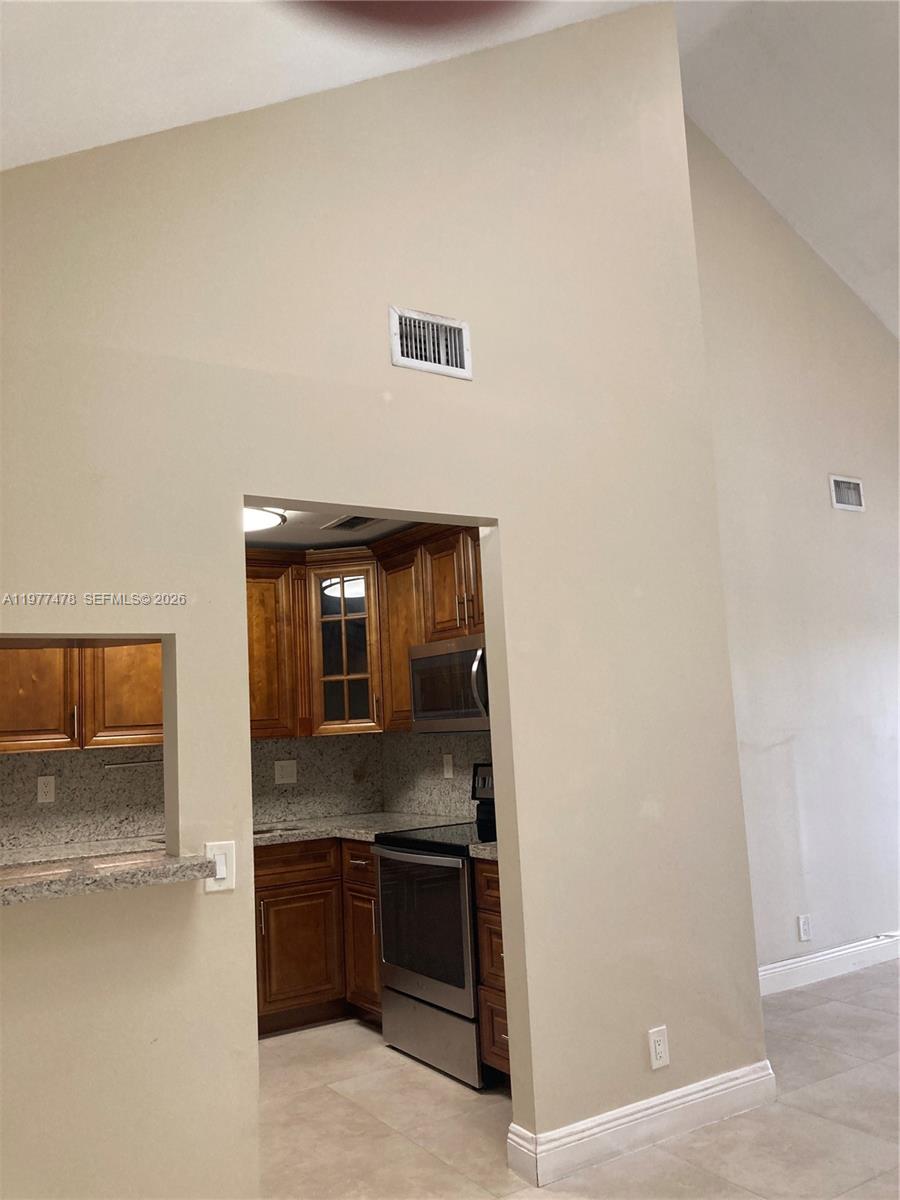 MAHOGANY KEY II CONDO - Residential Lease