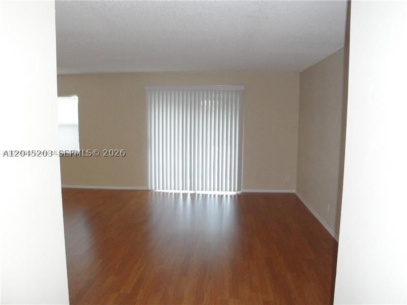 18111 NW 68th Ave I208