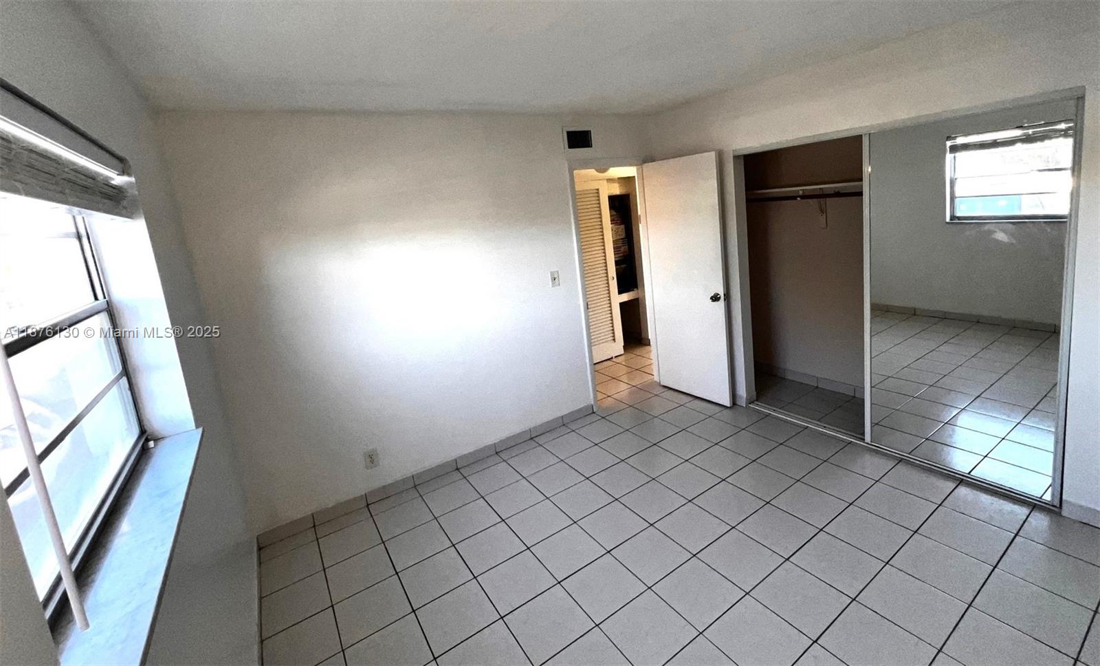 WARRENTON HOUSE CONDO - Residential