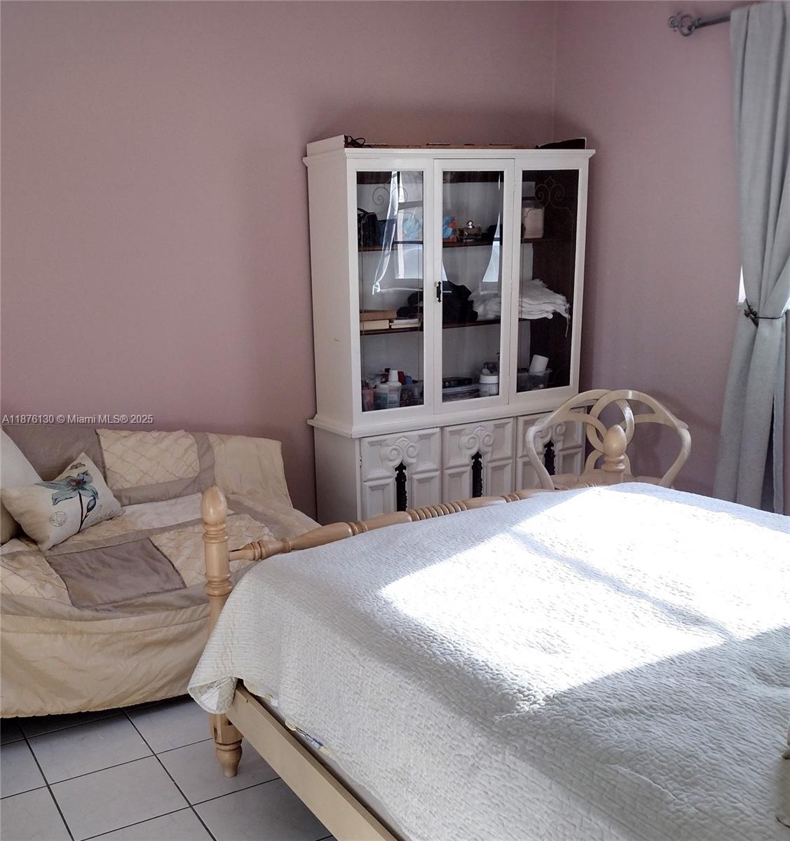 WARRENTON HOUSE CONDO - Residential