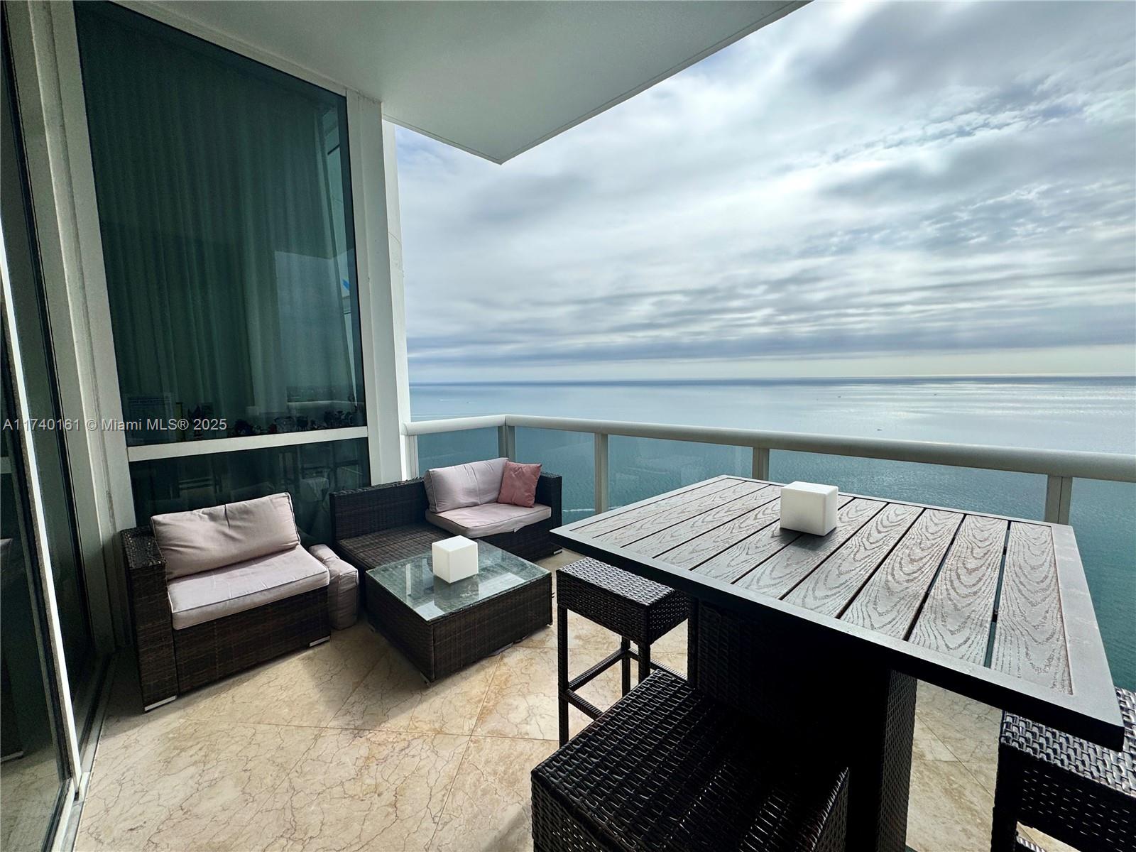 TRUMP PALACE CONDO - Residential Lease