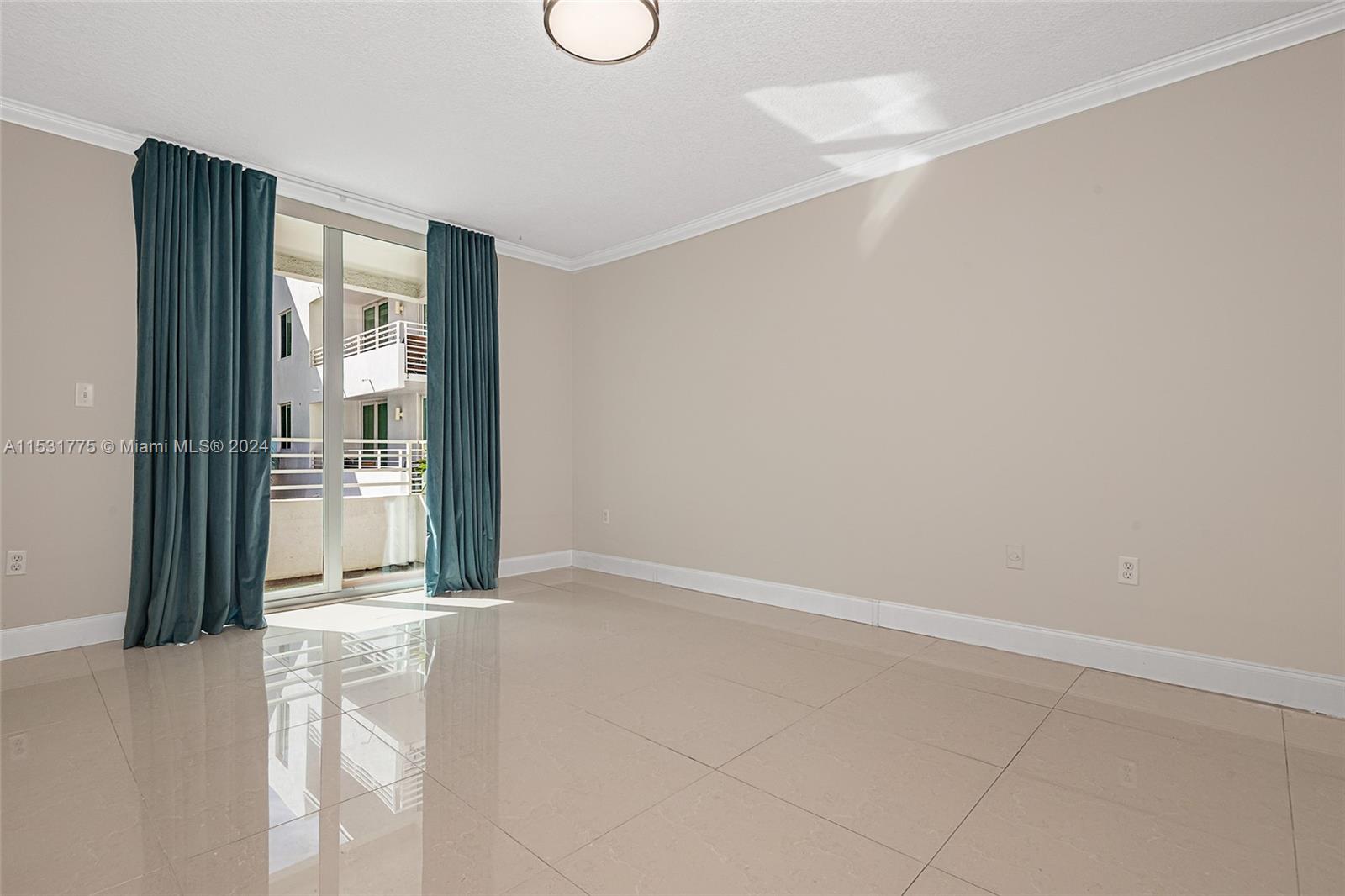 ROND POINT CONDO - Residential Lease