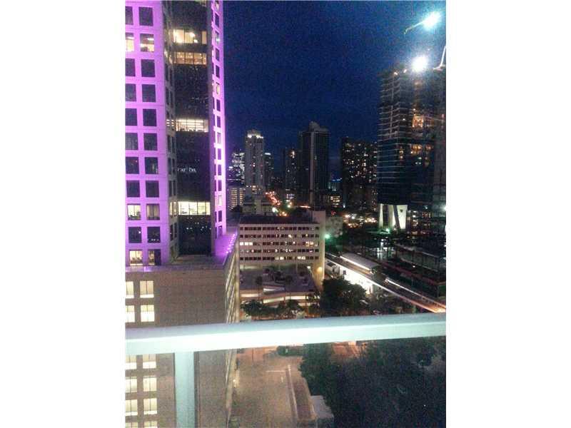 Beautiful CORNER unit - UNOBSTRUCTED SOUTH view of Brickell(10 Line) - Just steps away from City Center. Premium marble like floors throughout. Must have unit.Fast access to Downtown and I-95 (avoid Brickell traffic).
