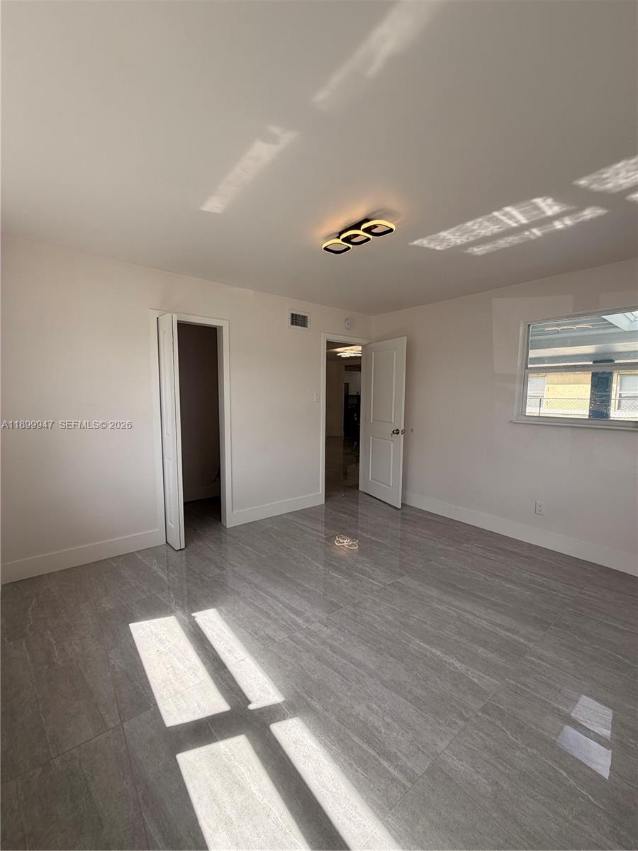 LINCOLN PARK THIRD ADD - Residential