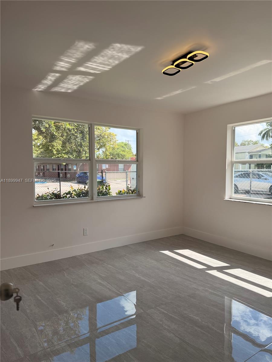 LINCOLN PARK THIRD ADD - Residential