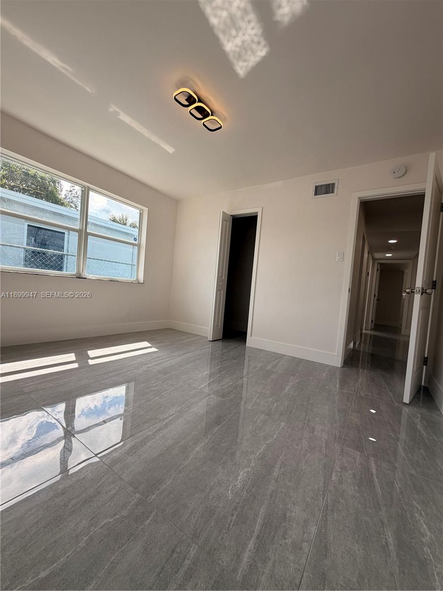 LINCOLN PARK THIRD ADD - Residential