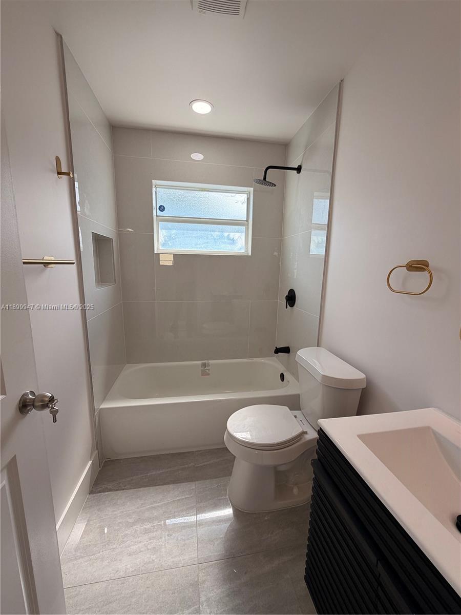 LINCOLN PARK THIRD ADD - Residential