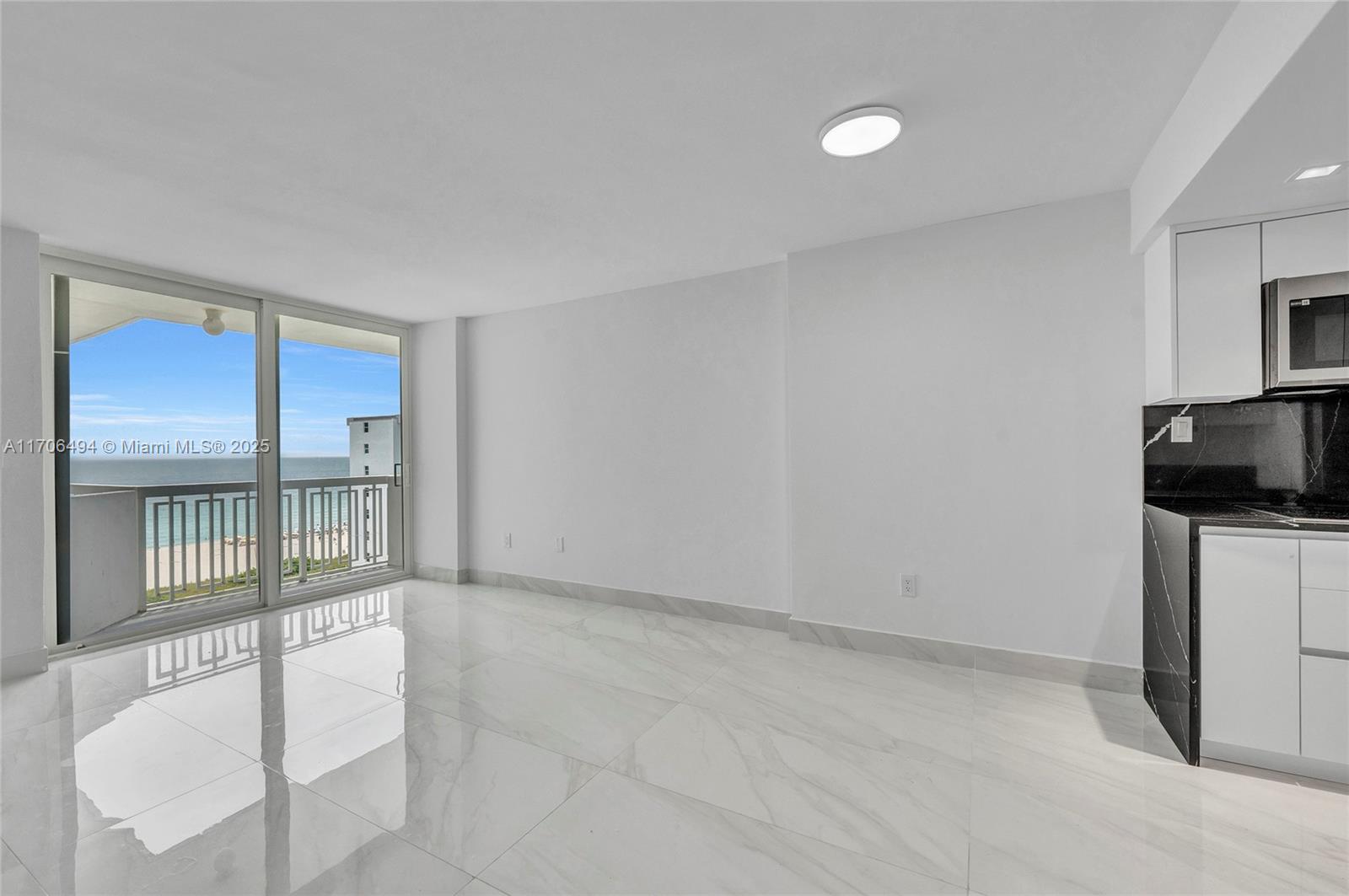 THE PRESIDENTIAL CONDO - Residential