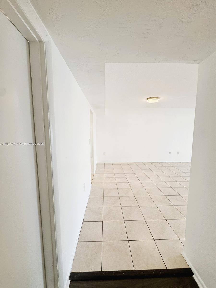 VILLAGE AT DADELAND CONDO - Residential Lease
