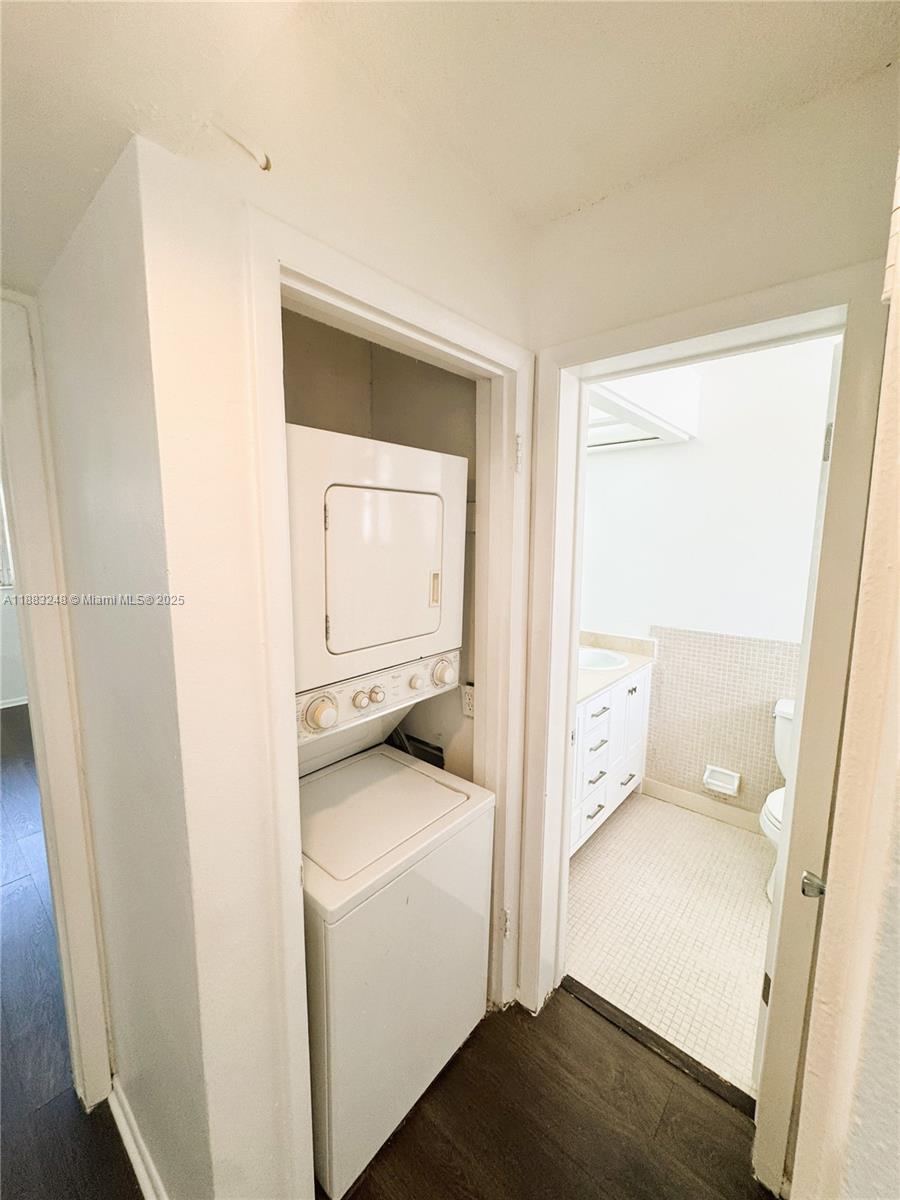 VILLAGE AT DADELAND CONDO - Residential Lease
