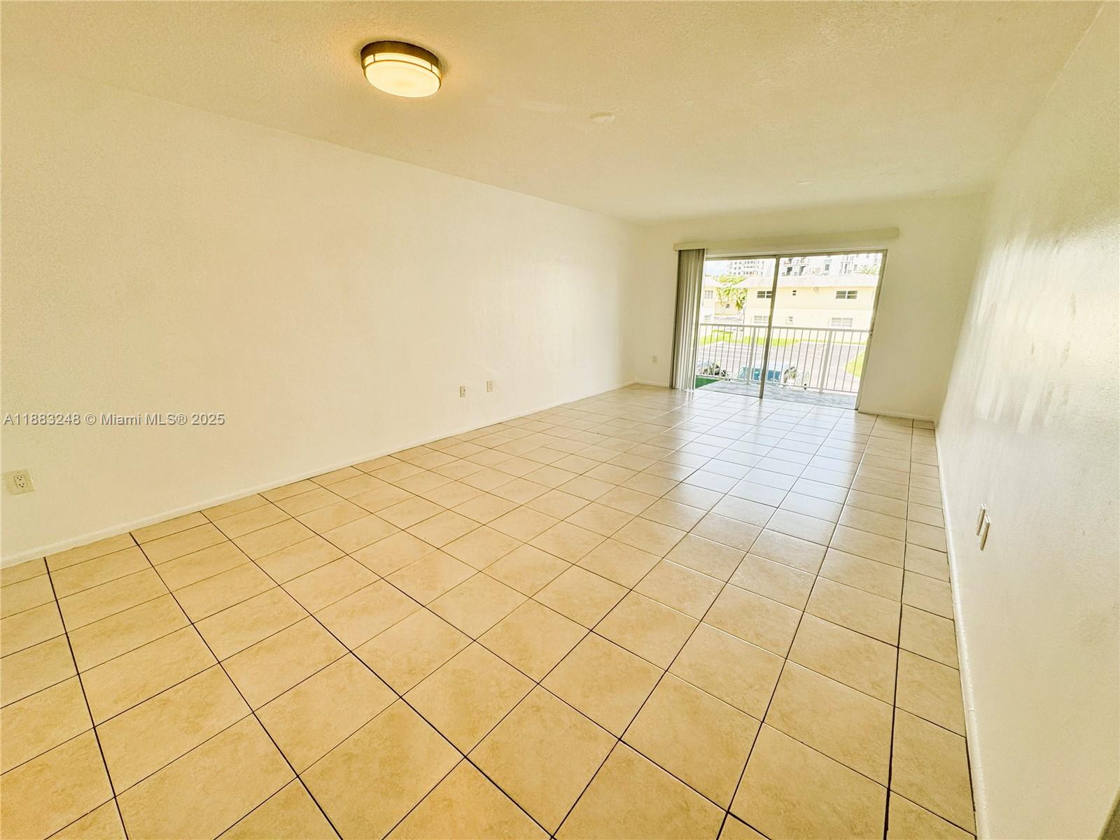 VILLAGE AT DADELAND CONDO - Residential Lease