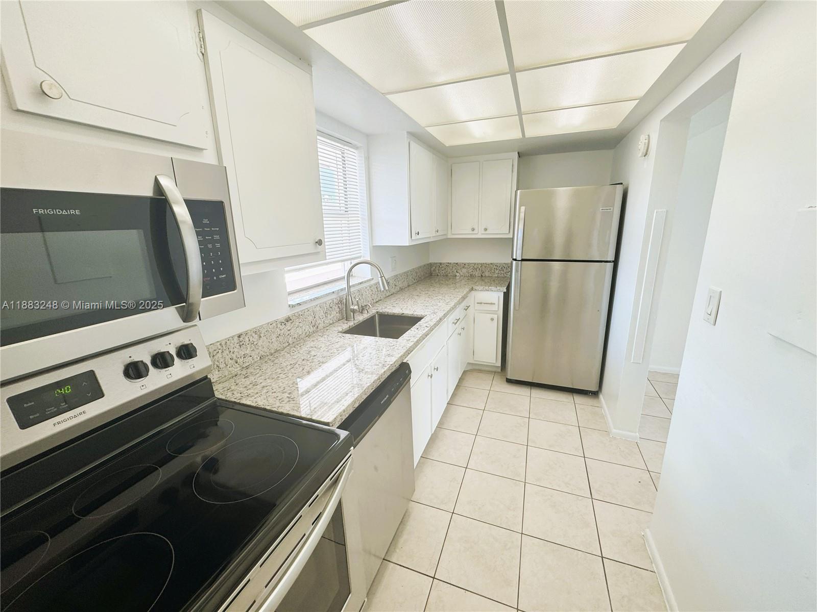 VILLAGE AT DADELAND CONDO - Residential Lease