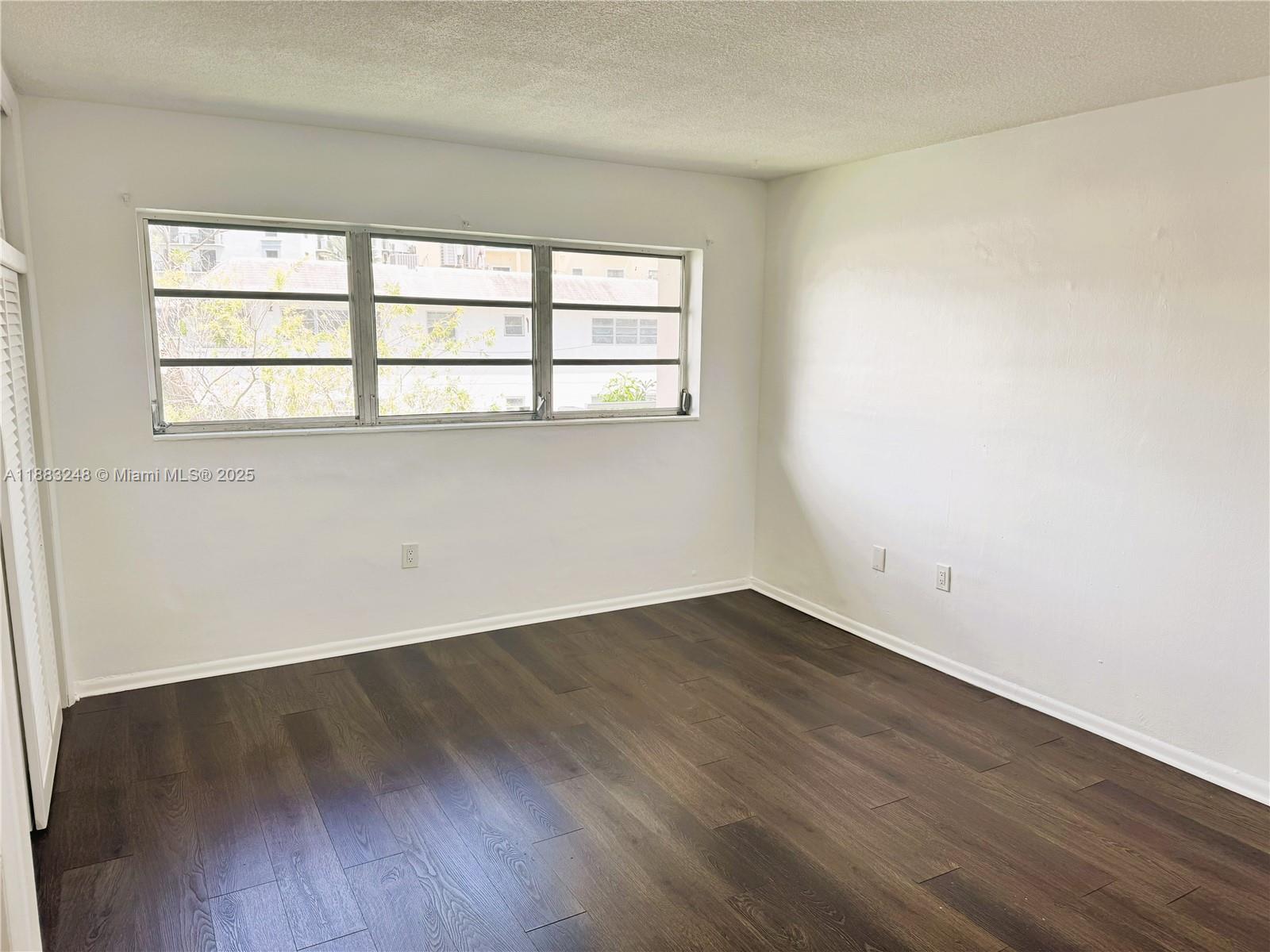 VILLAGE AT DADELAND CONDO - Residential Lease