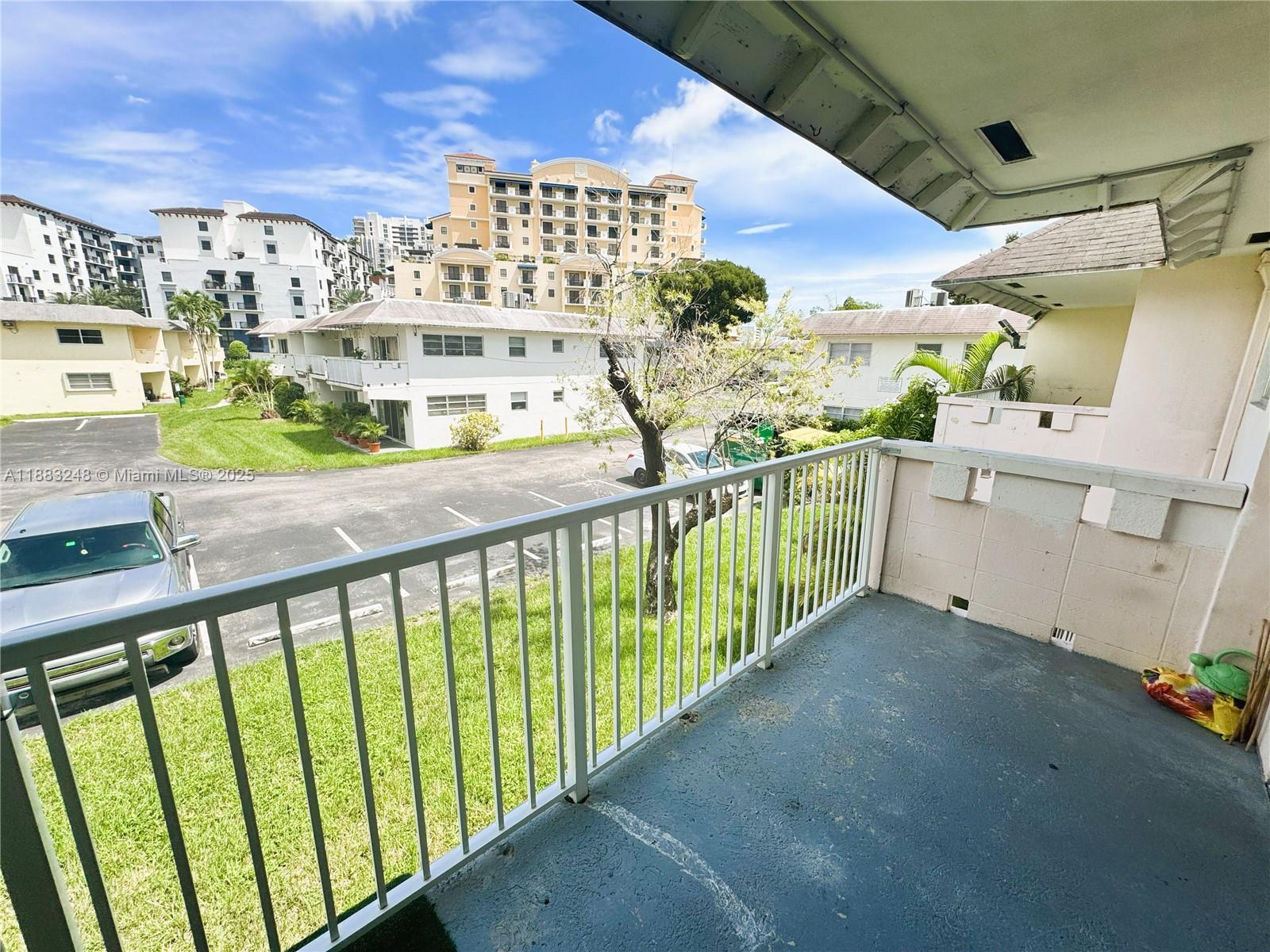 VILLAGE AT DADELAND CONDO - Residential Lease