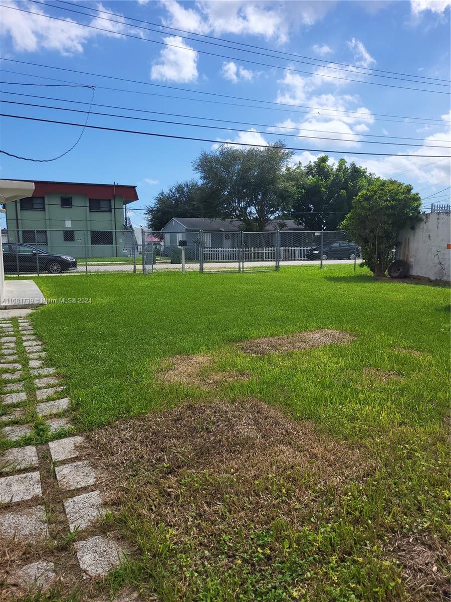 TOWN OF HOMESTEAD PROPER - Residential