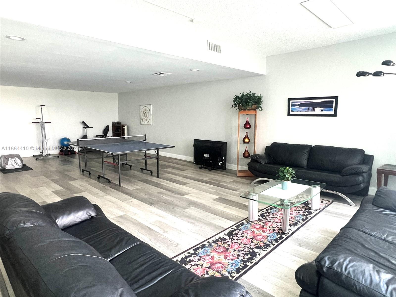 GOLDEN HORN CONDO - Residential