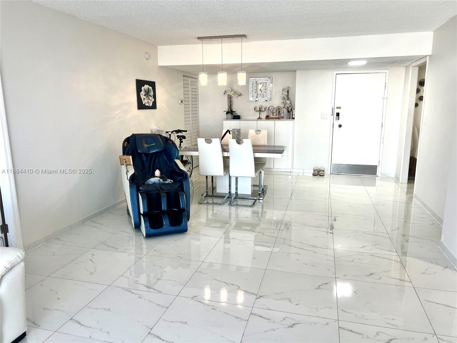 GOLDEN HORN CONDO - Residential