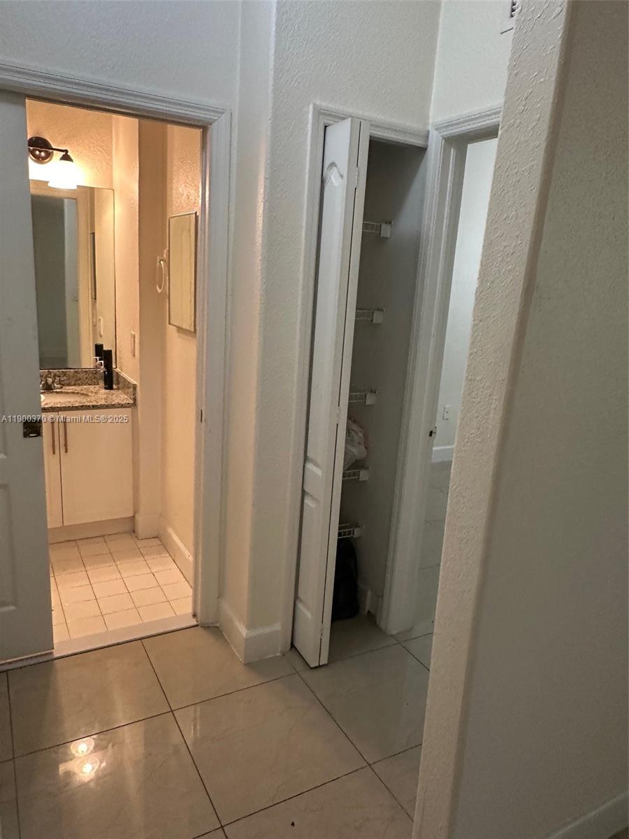 SHOMA CONDO AT KEYS COVE - Residential Lease