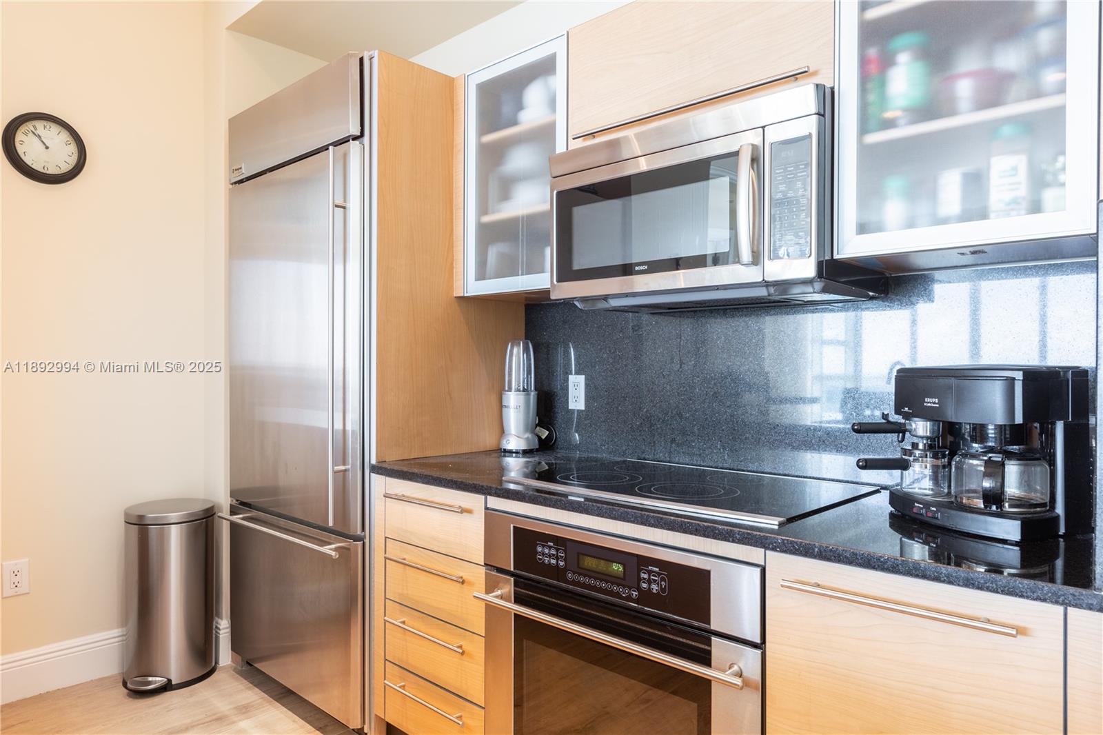 THE PLAZA 851 BRICKELL CO - Residential