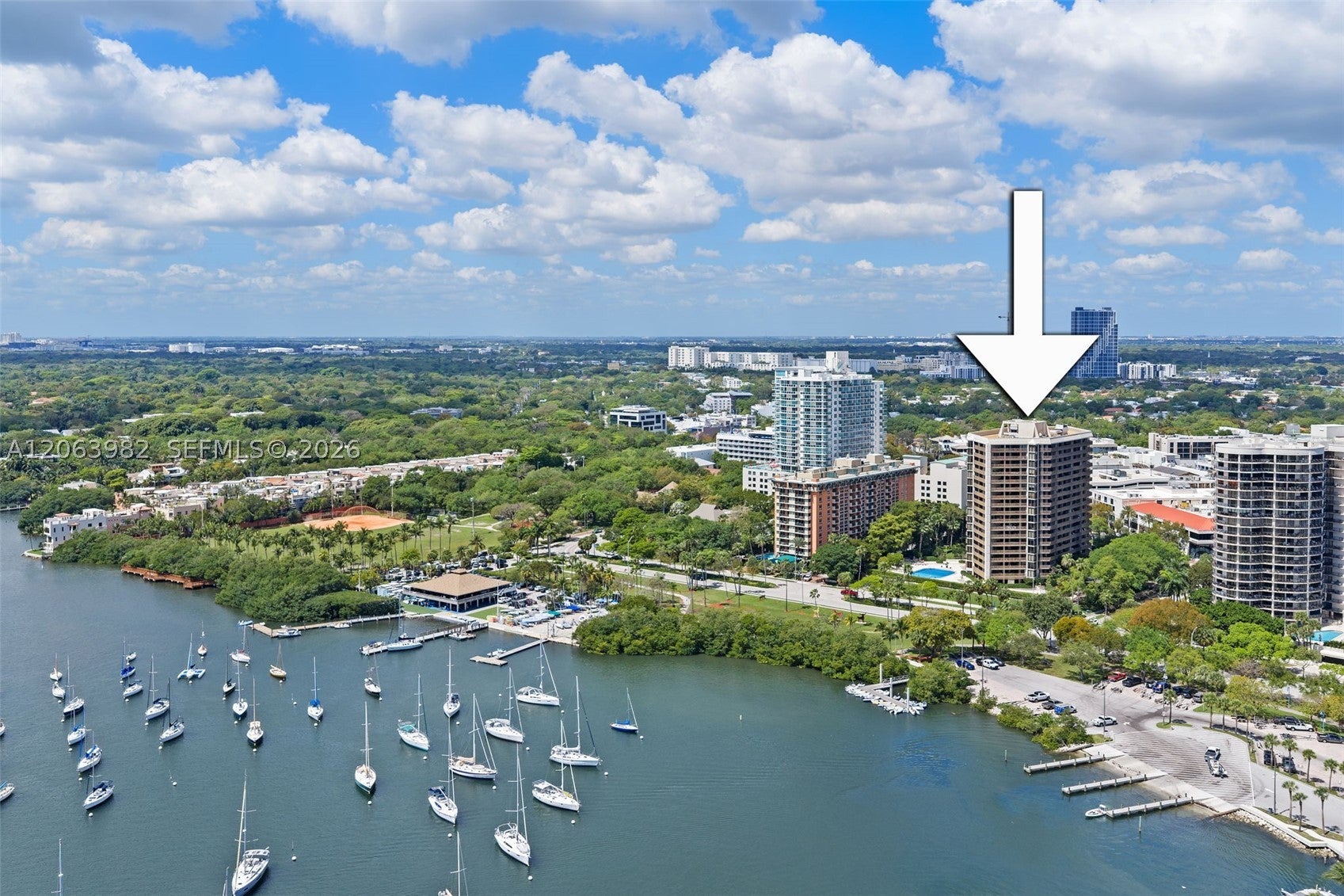 2901 S Bayshore Dr 8E