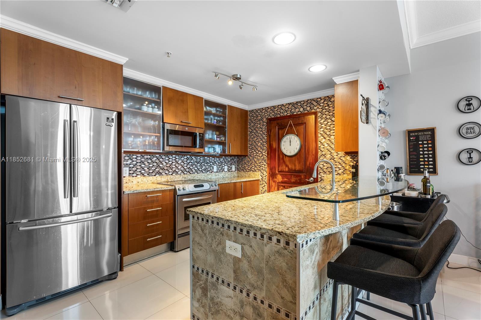 OCEAN MARINE YACHT CLUB C - Residential