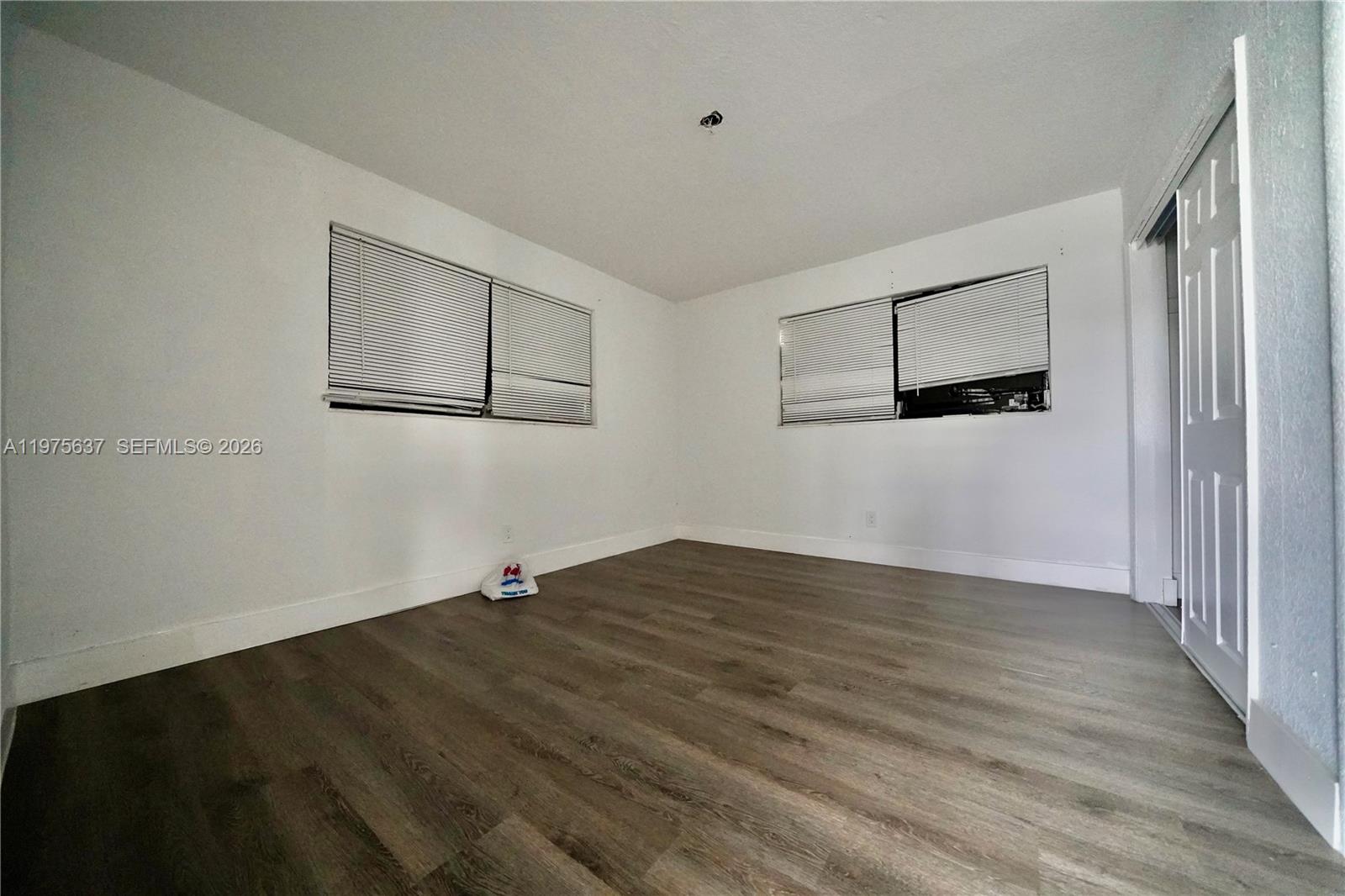 SEMINOLE LAWN - Residential Lease