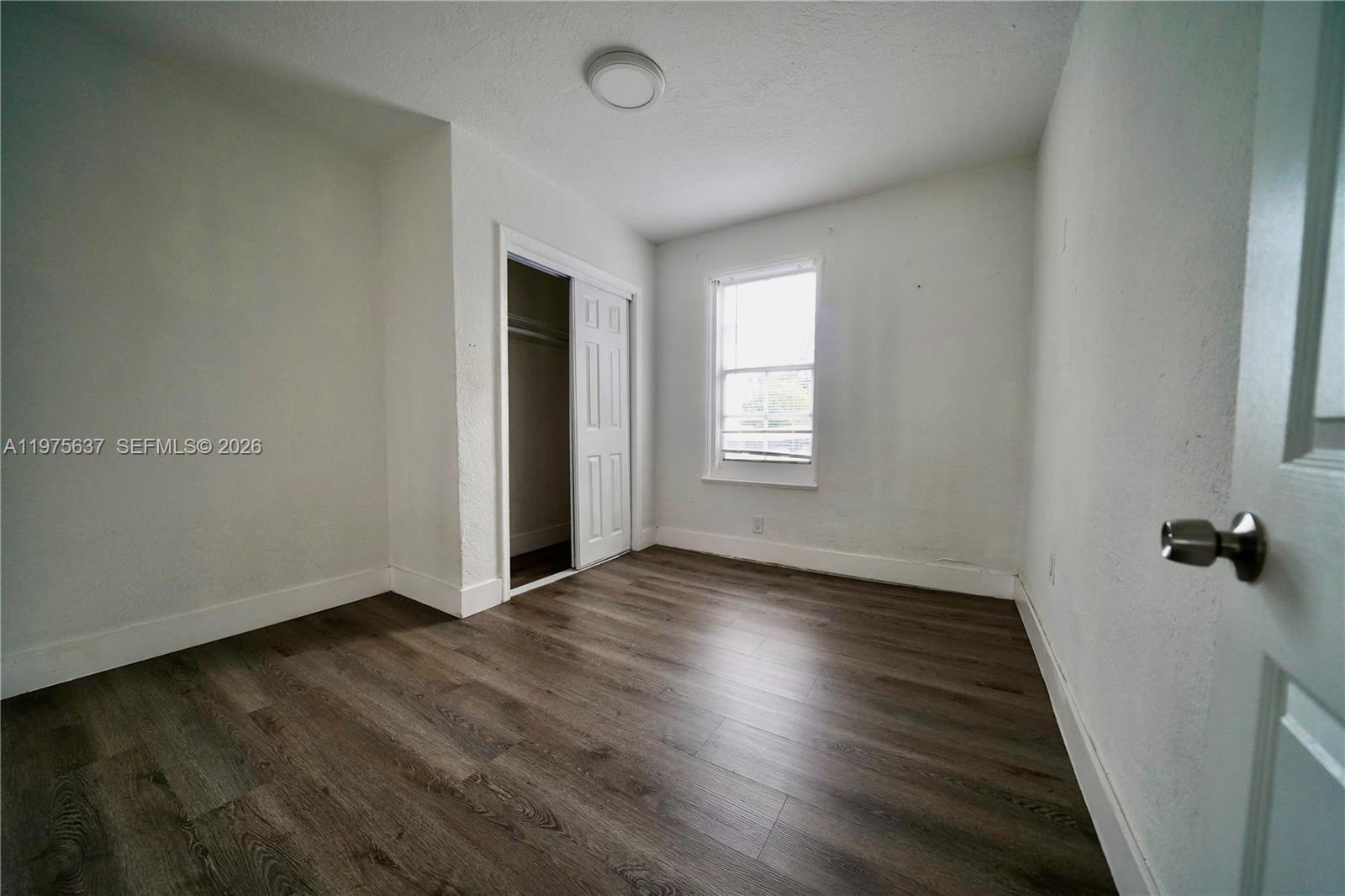 SEMINOLE LAWN - Residential Lease