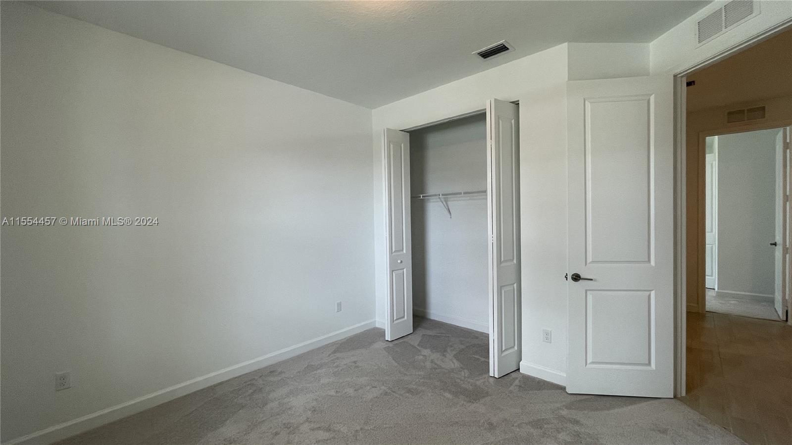 CRESTWOOD NORTH REPLAT TW - Residential