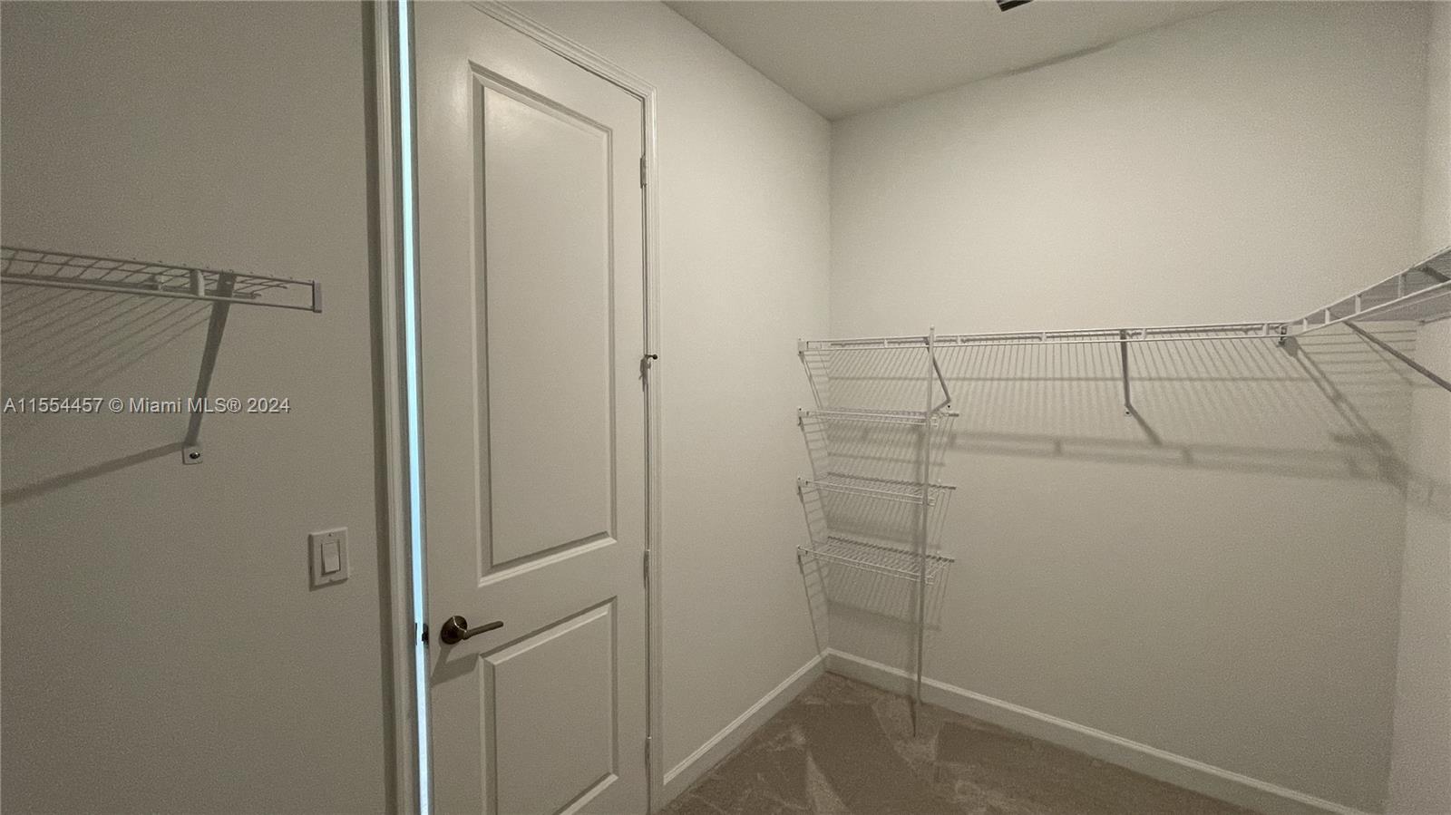 CRESTWOOD NORTH REPLAT TW - Residential