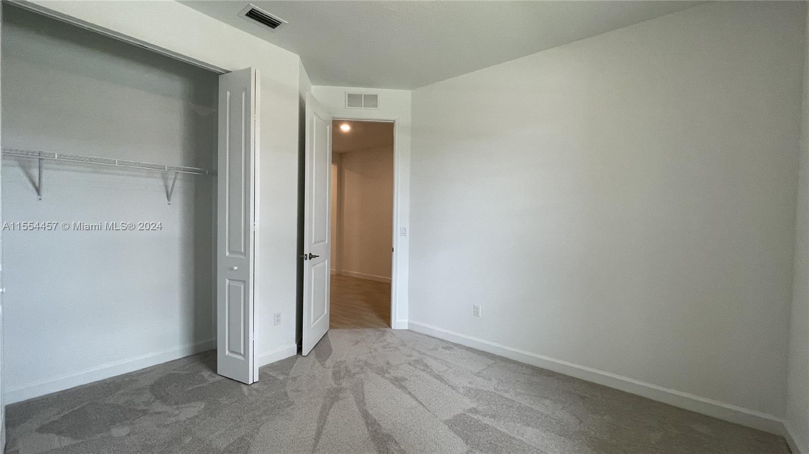 CRESTWOOD NORTH REPLAT TW - Residential