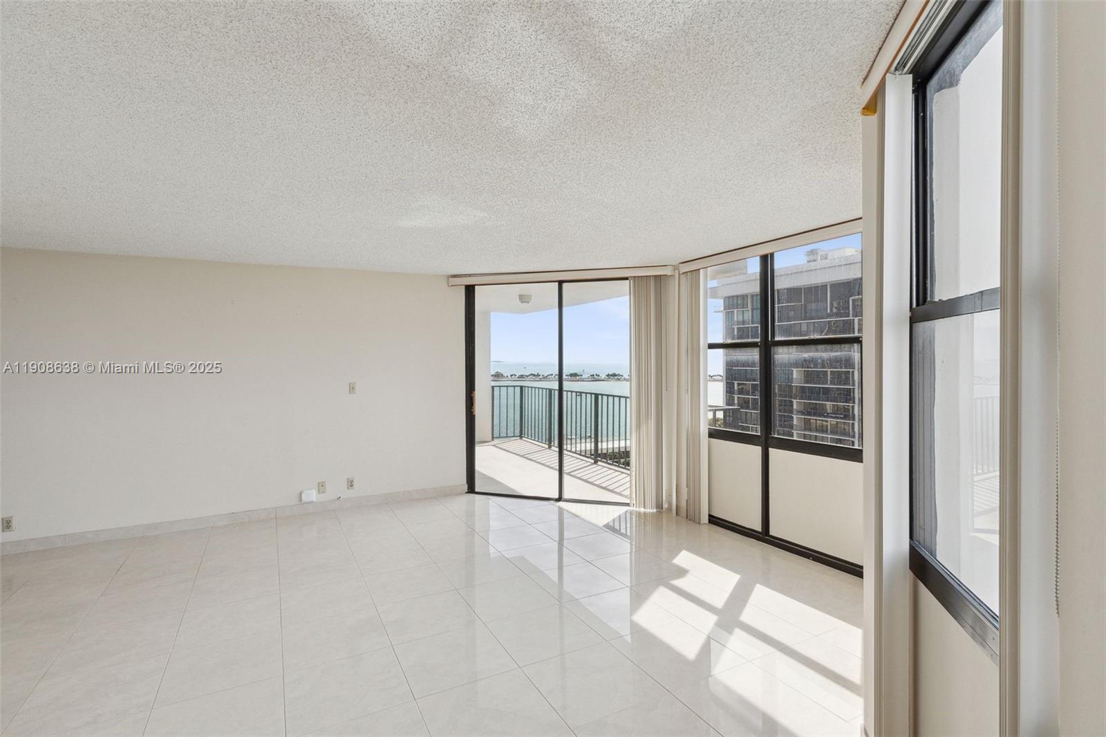 BRICKELL PLACE CONDO - Residential