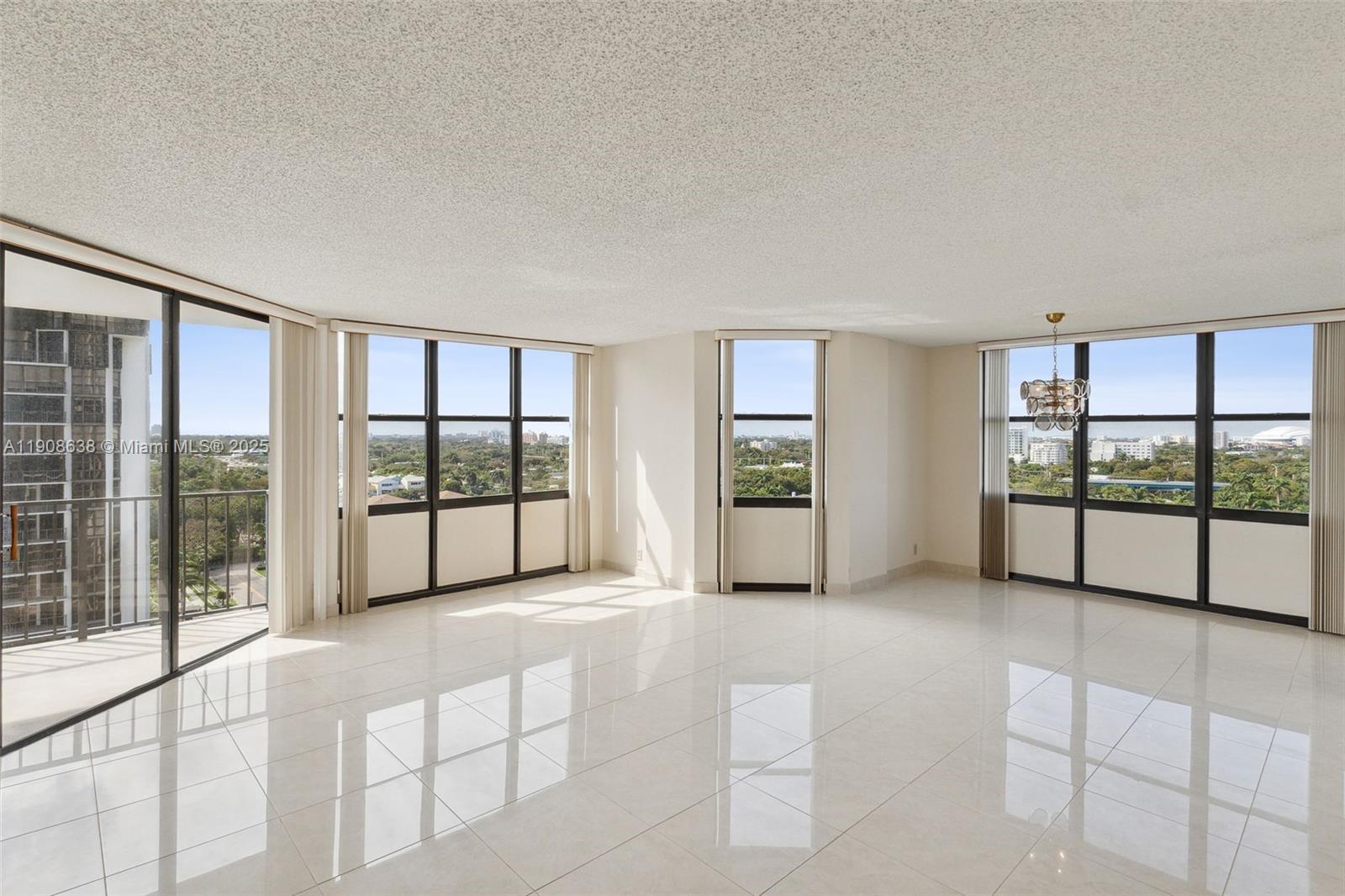 BRICKELL PLACE CONDO - Residential