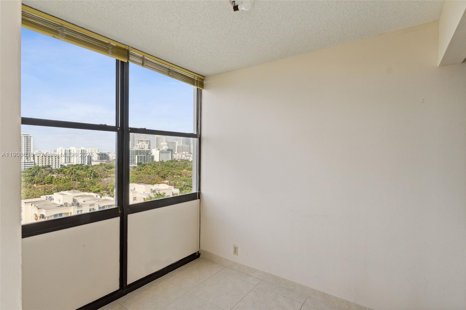 BRICKELL PLACE CONDO - Residential