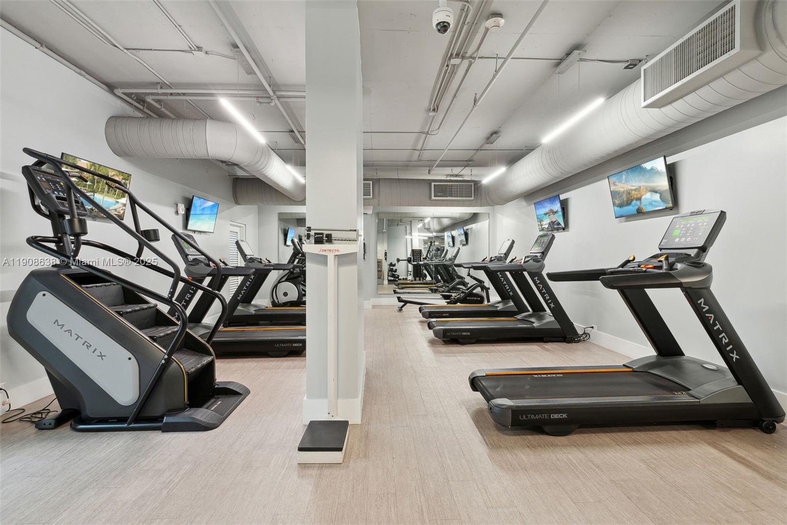 BRICKELL PLACE CONDO - Residential