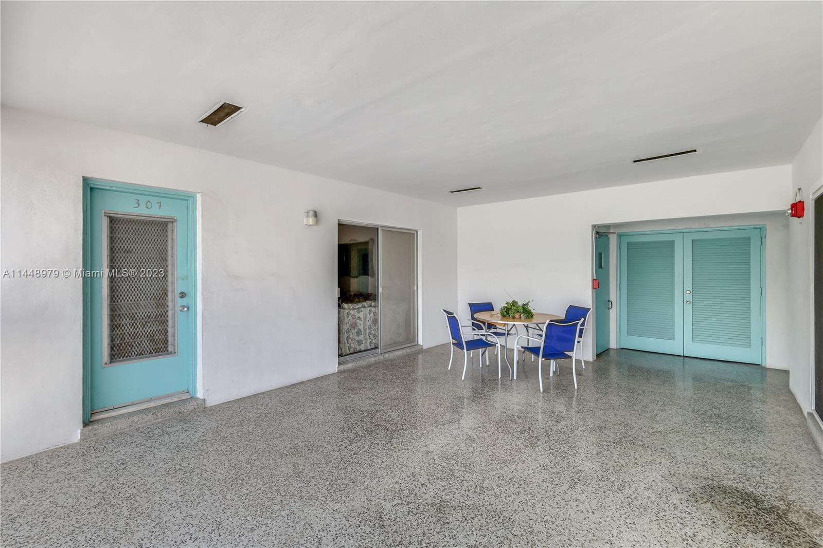 OCEAN BEACH FLA SUB - Residential