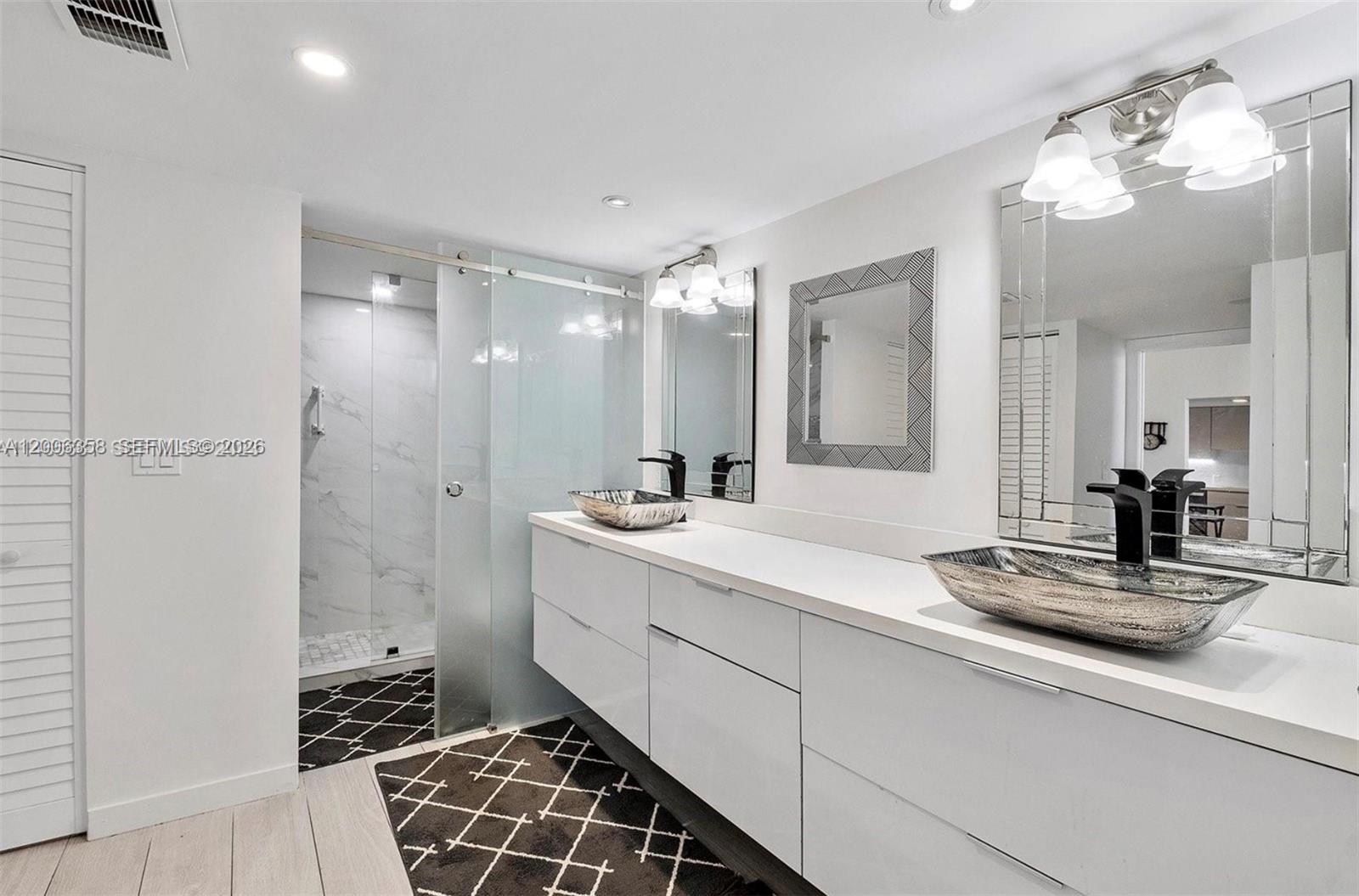 ARLEN HOUSE EAST CONDO - Residential
