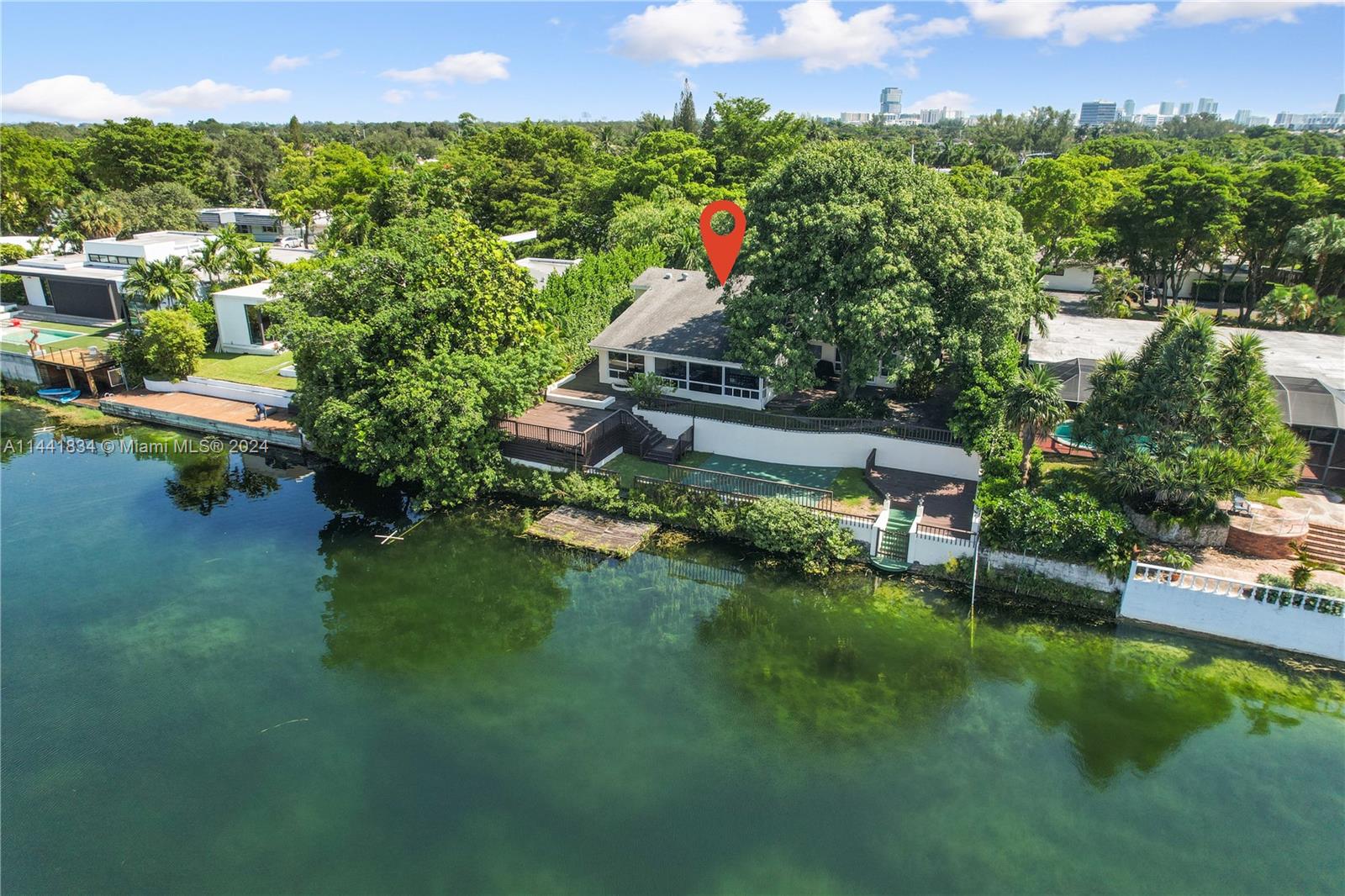 SKY LAKE - Residential