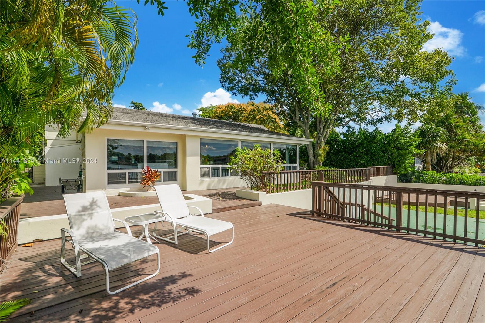 SKY LAKE - Residential