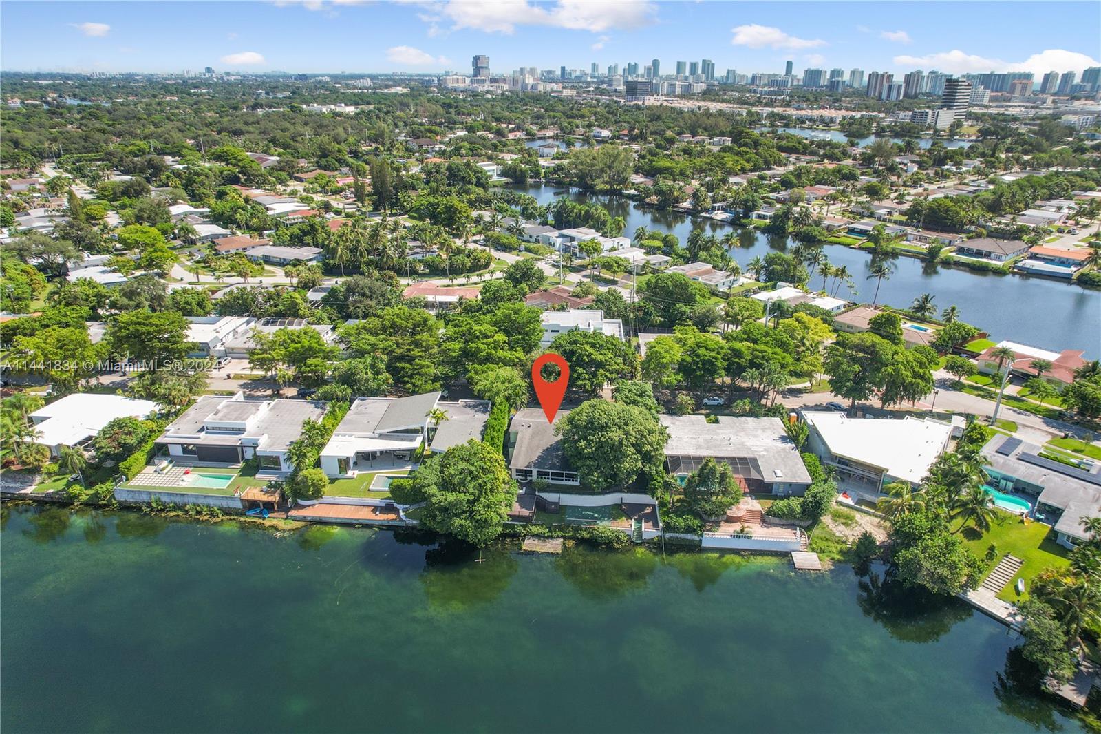 SKY LAKE - Residential