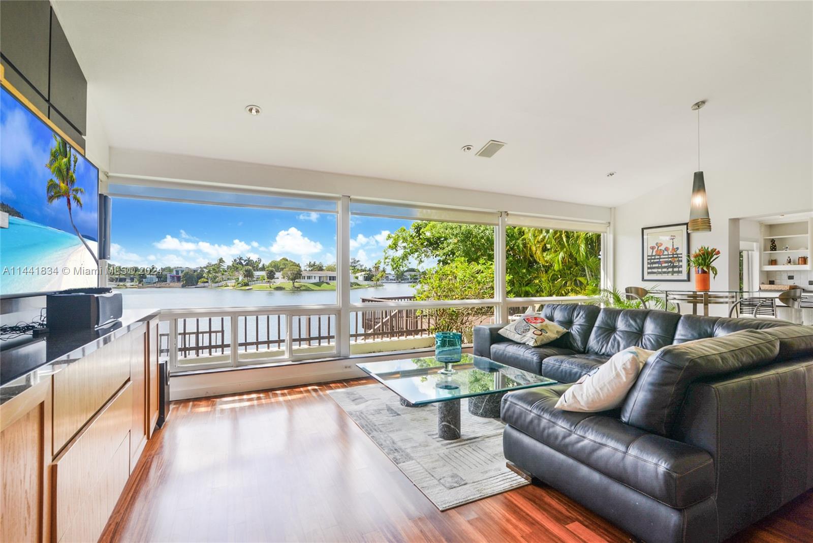 SKY LAKE - Residential